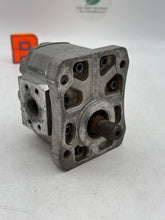 Load image into Gallery viewer, HPI Hydroperfect International 61011699 1CB2008L20 Hydraulic Pump (Used)