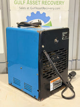 Load image into Gallery viewer, Miller 903642 Thunderbolt XL 225/150A AC/DC Stick Welding Power Source (Used)