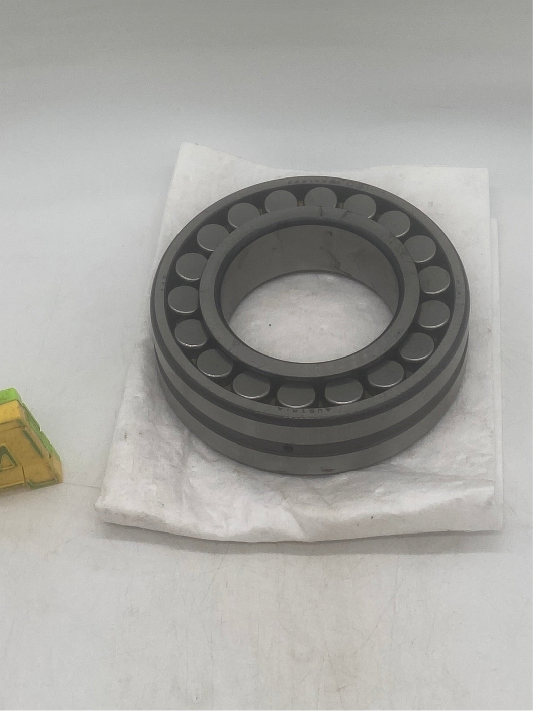 FAG 22219EAS-C3 Spherical Roller Bearing (No Box)