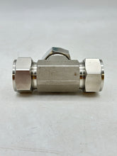 Load image into Gallery viewer, SHF SUT-16 1&quot; Tube Union Tee, Double Ferrule, 316 SS (No Box)