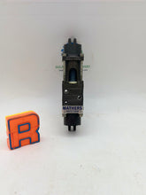 Load image into Gallery viewer, Mathers AD12-2401 Spool Valve, Speed Boost (Used)