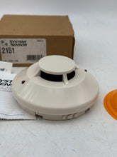 Load image into Gallery viewer, System Sensor 2151 Detector Head (New)