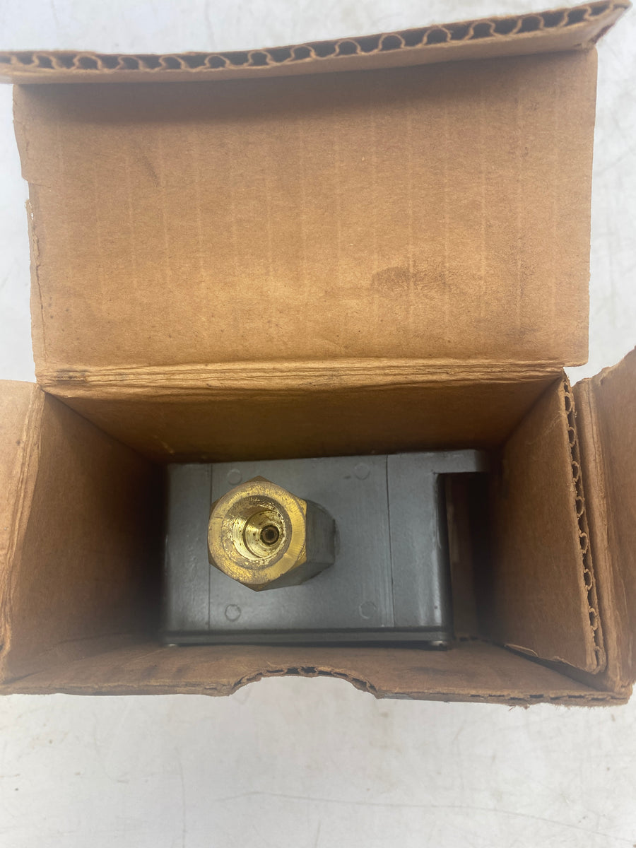 United Electric Controls J6-274 9618 Pressure Switch, 0-300PSI (Open B ...