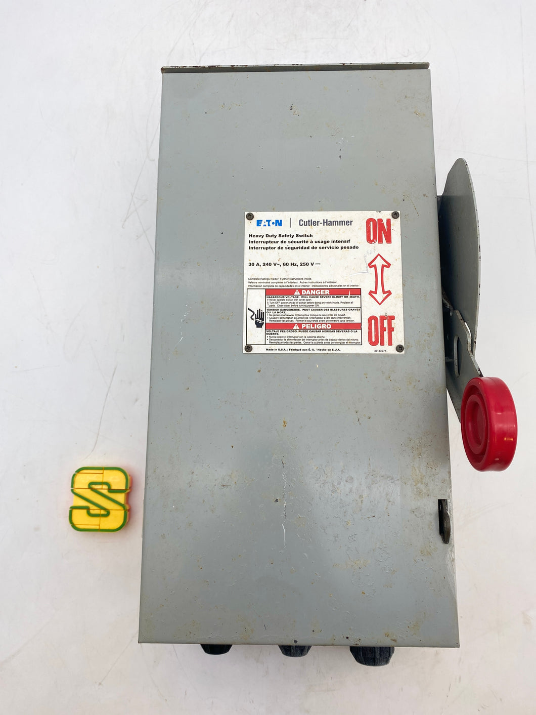 Eaton Cutler-Hammer DH221NRK Heavy Duty Safety Switch 30A 240VAC 3-Pol ...