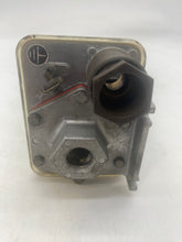 Load image into Gallery viewer, Fanal FF-4-32-GL-DAH Pressure Switch (No Box)