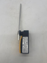 Load image into Gallery viewer, Eaton LS-S11S-RRM, LS-Titan Limit Switch, Plastic Switch Assy (Open Box)