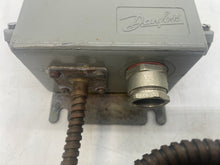 Load image into Gallery viewer, Danfoss 060L3108 KPS83 Thermostat, Watertight Temperature Switch (No Box)