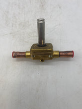 Load image into Gallery viewer, Danfoss 032F1217 EVR10 Solenoid Valve Excluding Coil, 1/2” (Open Box)