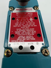 Load image into Gallery viewer, Micro Switch 151ML1-E1 Precision Limit Switch, Blue (No Box)