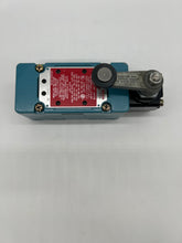 Load image into Gallery viewer, Micro Switch 151ML1-E1 Precision Limit Switch, Blue (No Box)