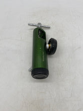 Load image into Gallery viewer, Mada 1529E Emergency Oxygen Kit w/ Regulator, Mask, Airgas Tank, Erie Fixed Regulator (Used)