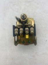 Load image into Gallery viewer, Square D Class 9013 Type FSG 2,  30 On/50 Off Pressure Switch (No Box)