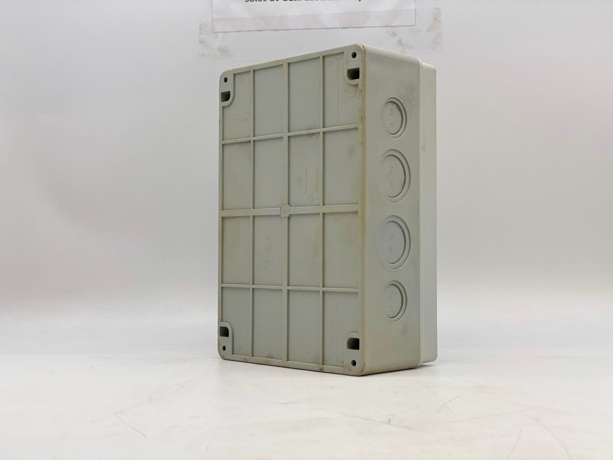 Schneider Electric 3470-744-0600 Thermoplastic Distributor