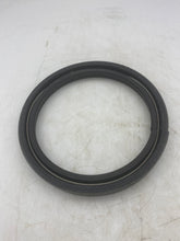 Load image into Gallery viewer, Parker 0600 9824 3QTR21 Split Clipper Oil Seal (New)