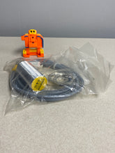 Load image into Gallery viewer, Turck BI10-G30-AP6X Proximity Sensor (New)