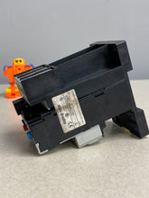 Load image into Gallery viewer, Allen Bradley 592-B1DT Series A Thermal Overload Relay NEMA B600 1.0-2.9 Amp (Used)