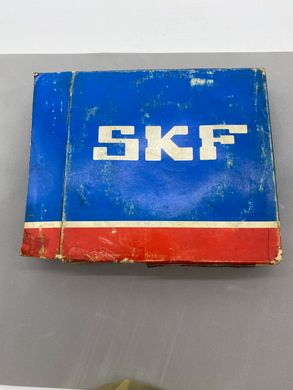 SKF 1218 Self Aligning Ball Bearing, 90mm X 160mm X 30mm (Open Box)