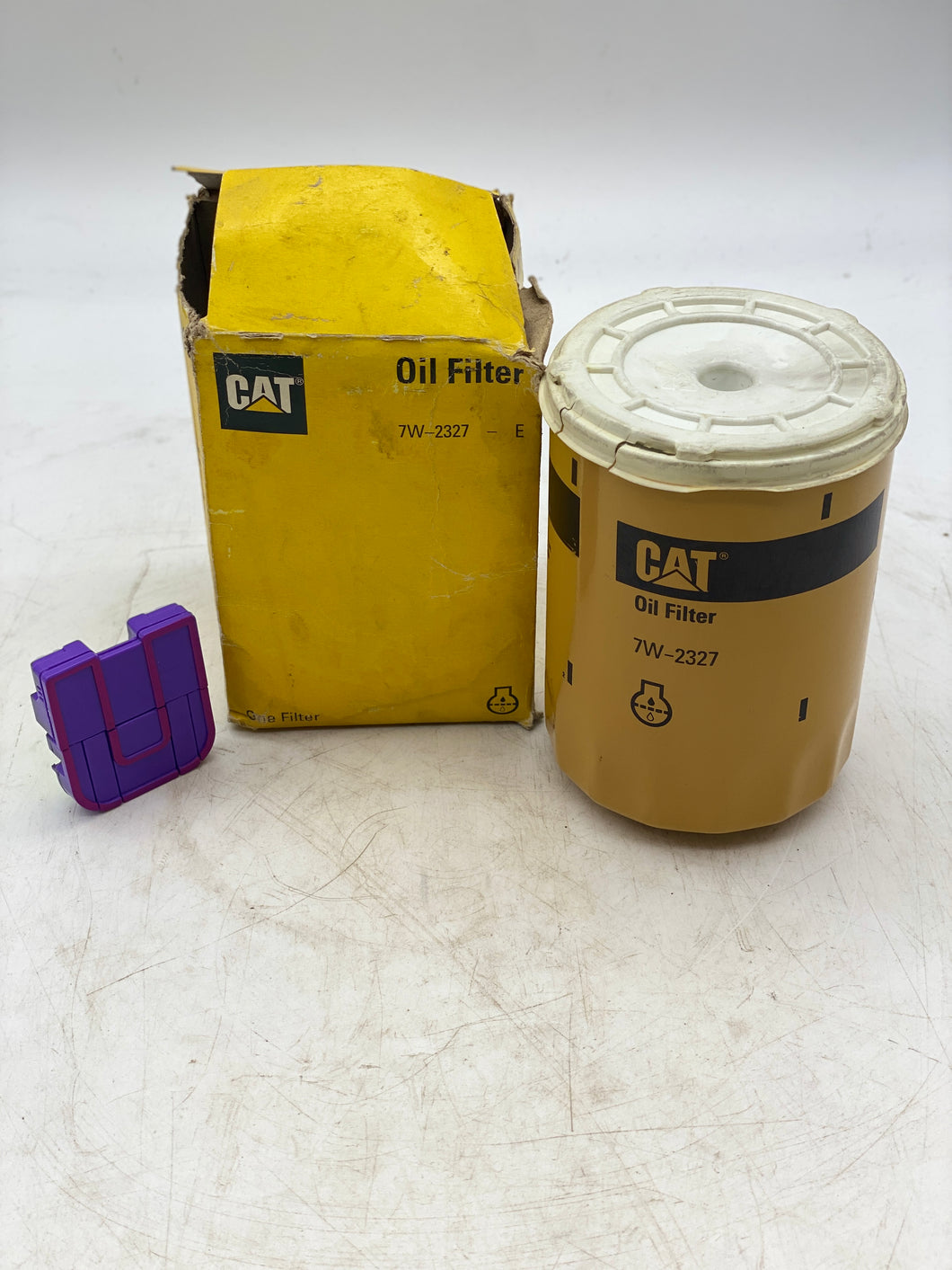 Caterpillar 7W-2327 Oil Filter (Open Box)