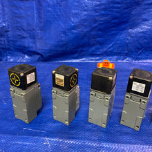 Load image into Gallery viewer, Eaton Cutler-Hammer E51SPL/E51DS5/E51RN Sensor, *Lot of (6) Sensors* (Used)