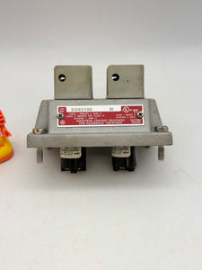 Eaton Crouse-Hinds EDS2190 Expl. Proof Front Op. Pushbuttons (Used)