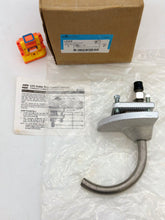 Load image into Gallery viewer, Cooper Crouse-Hinds LCC010 Cable Tray Conduit Clamp, 4&quot; (New)