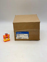 Load image into Gallery viewer, Eaton Crouse-Hinds LT400G-SA Liquidtight Straight Connect w/ Grounding Lug, 4&quot; (New)