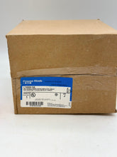 Load image into Gallery viewer, Eaton Crouse-Hinds LT400G-SA Liquidtight Straight Connect w/ Grounding Lug, 4&quot; (New)