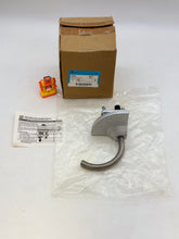 Load image into Gallery viewer, Cooper Crouse-Hinds LCC010 Cable Tray Conduit Clamp, 4&quot; (New)