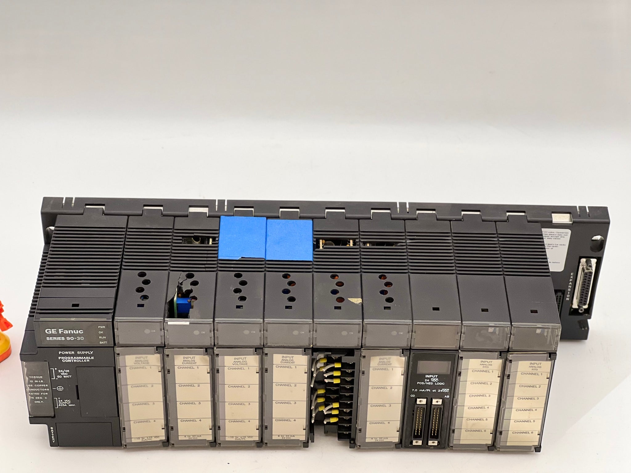 GE Fanuc PLC Series 90-30 30W Power Supply w/ (10) Slot Rack and